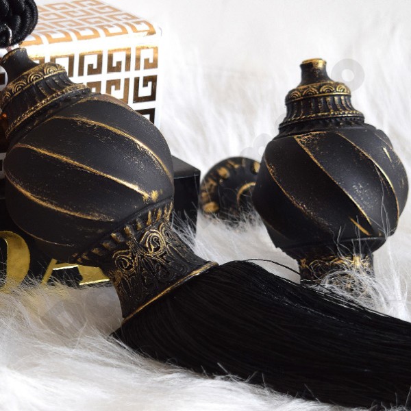 آویز پرده (شرابه)